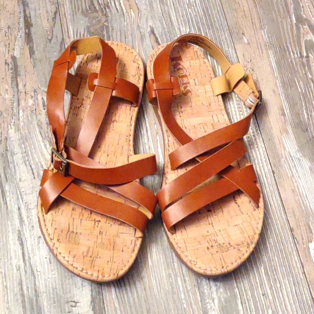 Korks Sandals, Size 9, Brown Color